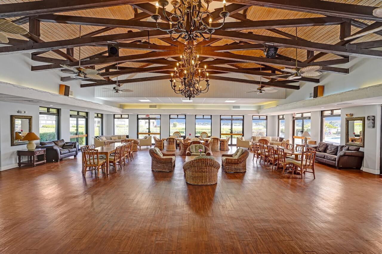 HALF MOON BAY CONDO - Residential Lease