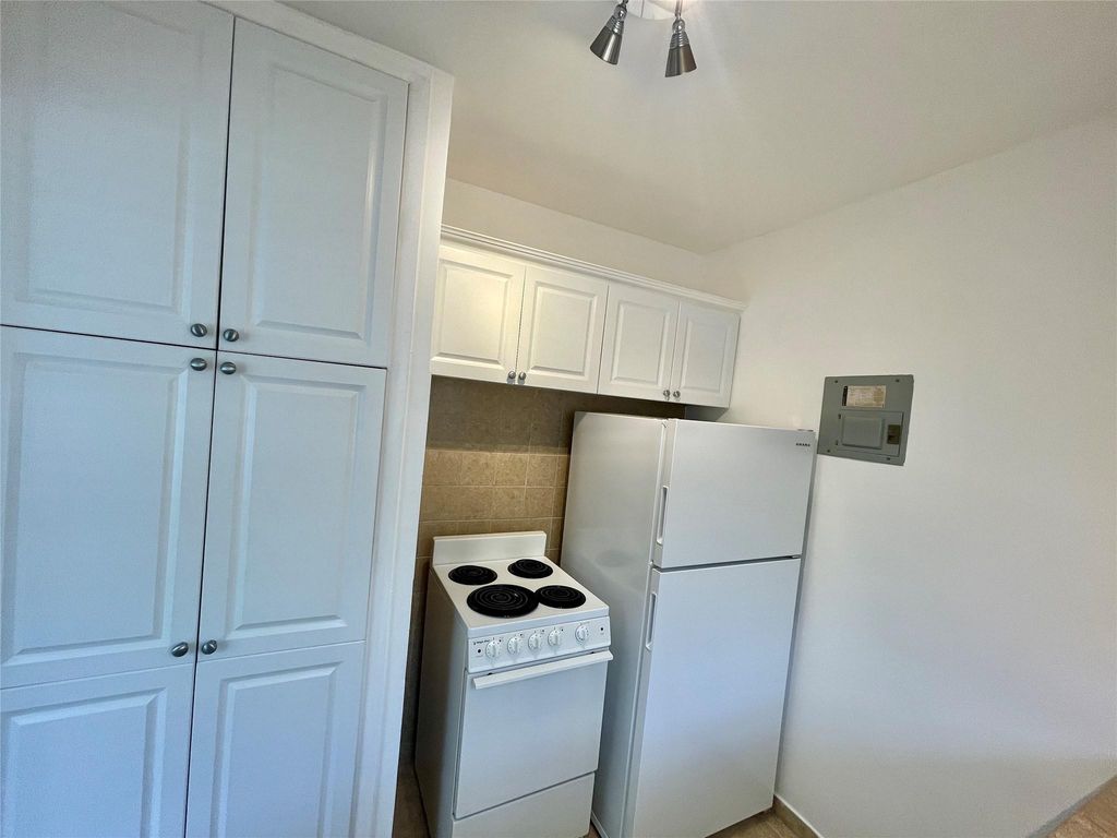 Photo of 77 Hendricks Isle #6, Fort Lauderdale, FL 33301 (MLS # F10526889)