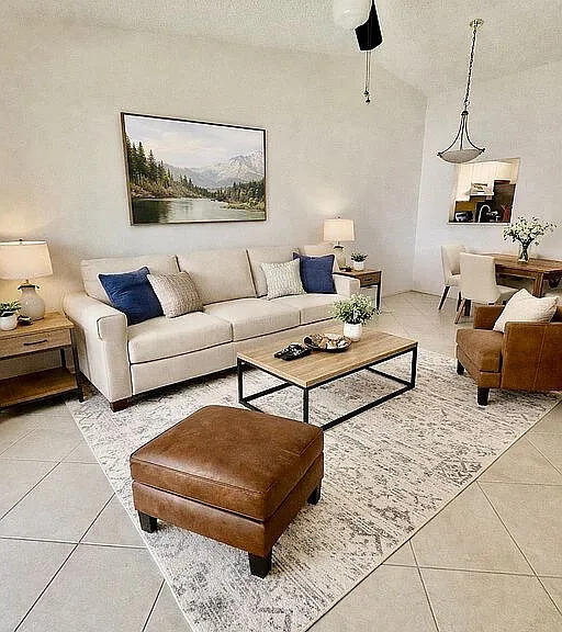 KENSINGTON WALK CONDO - Residential