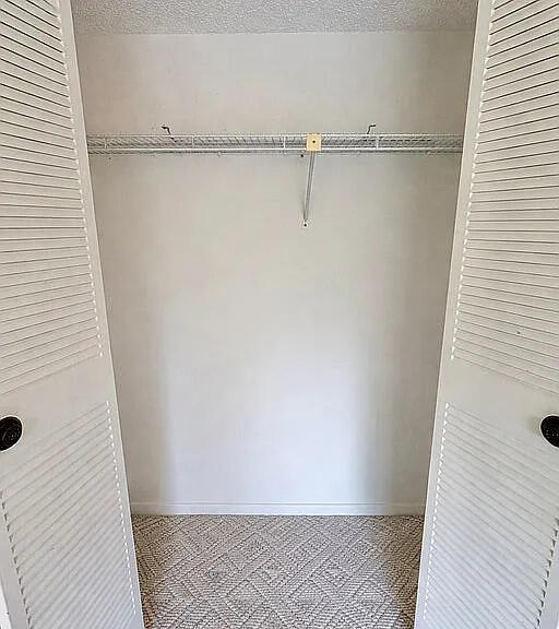 KENSINGTON WALK CONDO - Residential