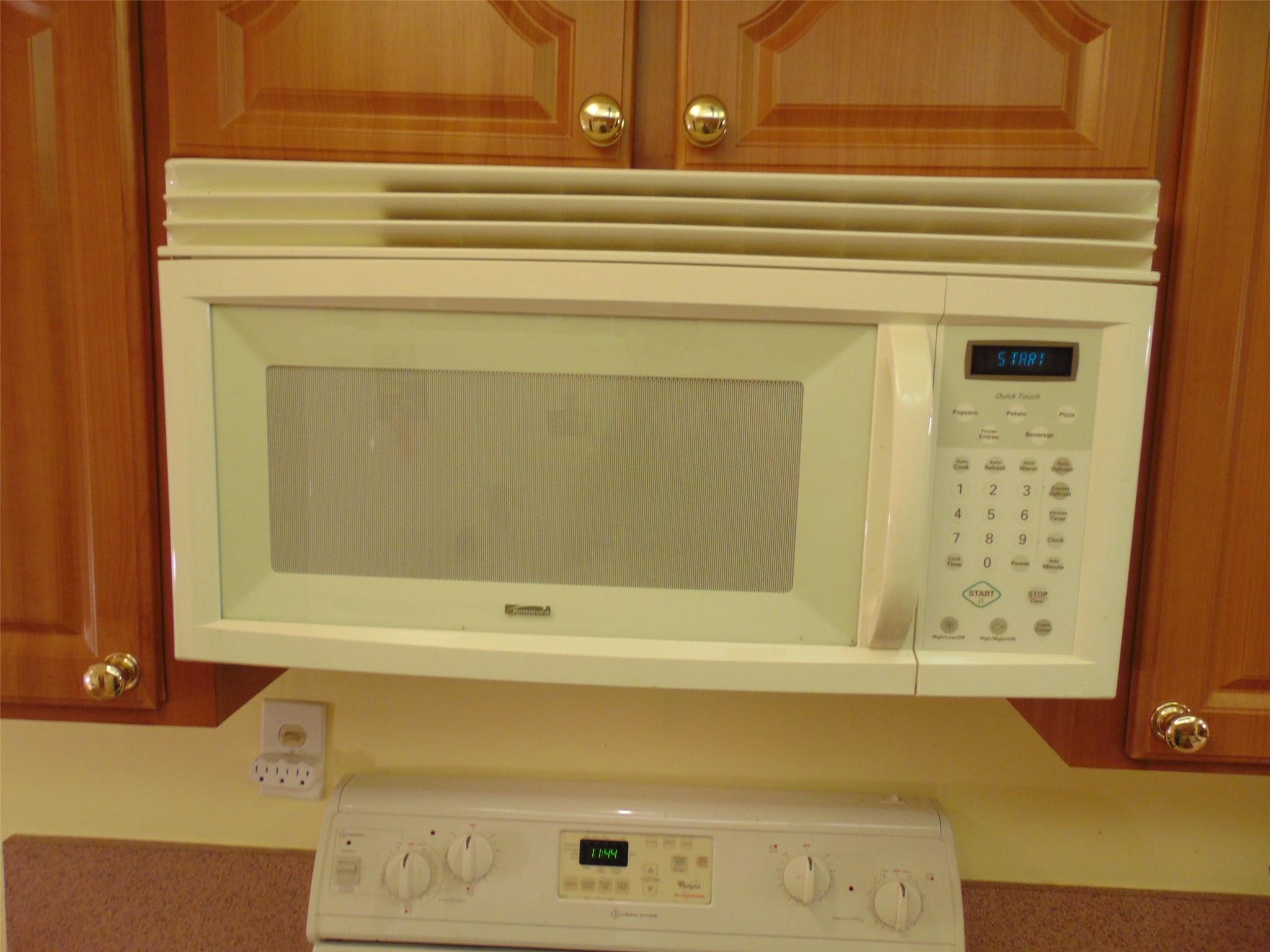 MEADOWRIDGE EAST - Residential