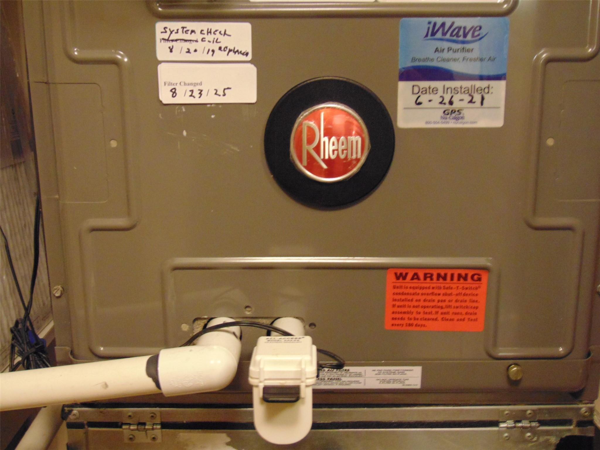 MEADOWRIDGE EAST - Residential