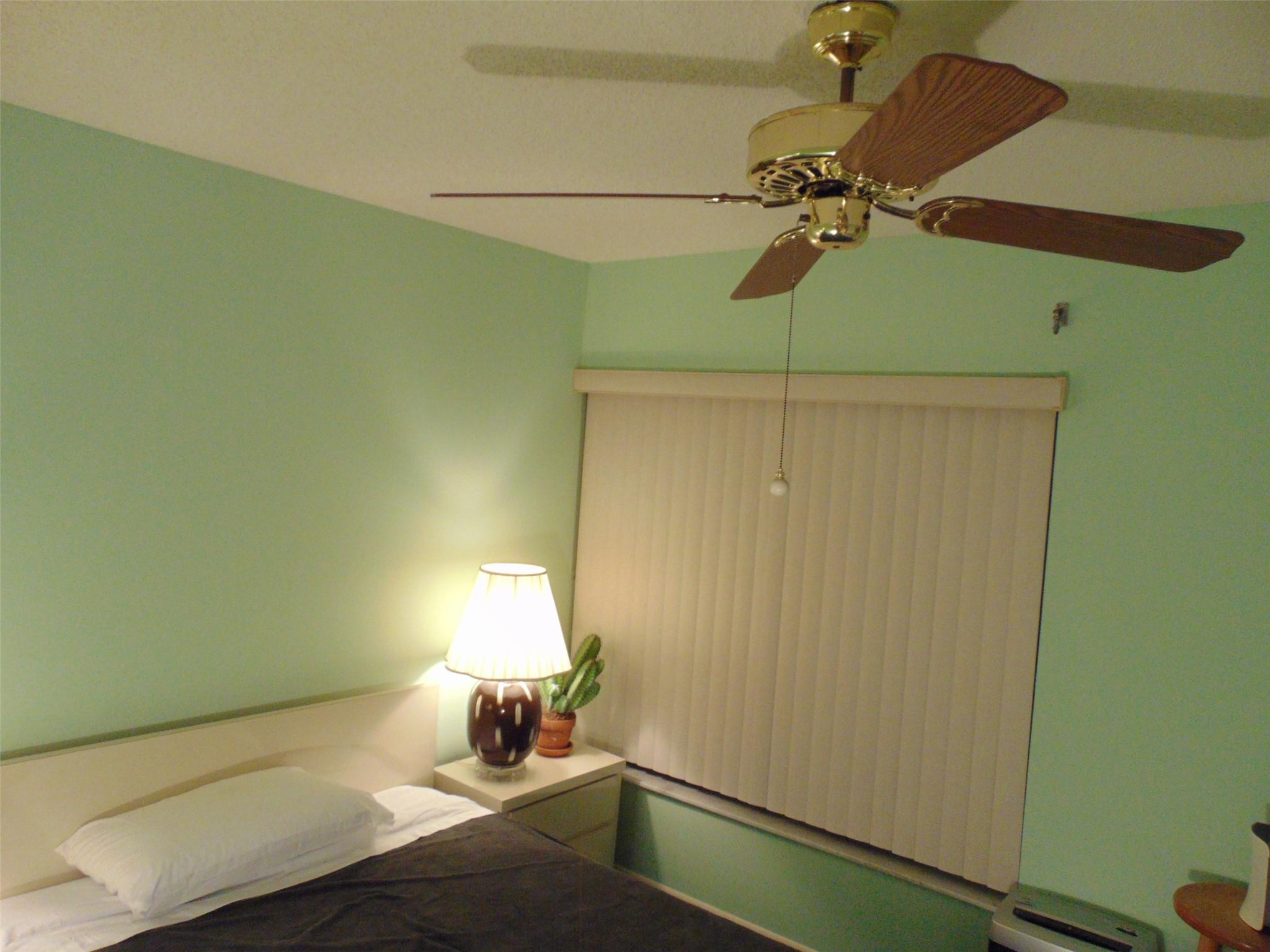 MEADOWRIDGE EAST - Residential