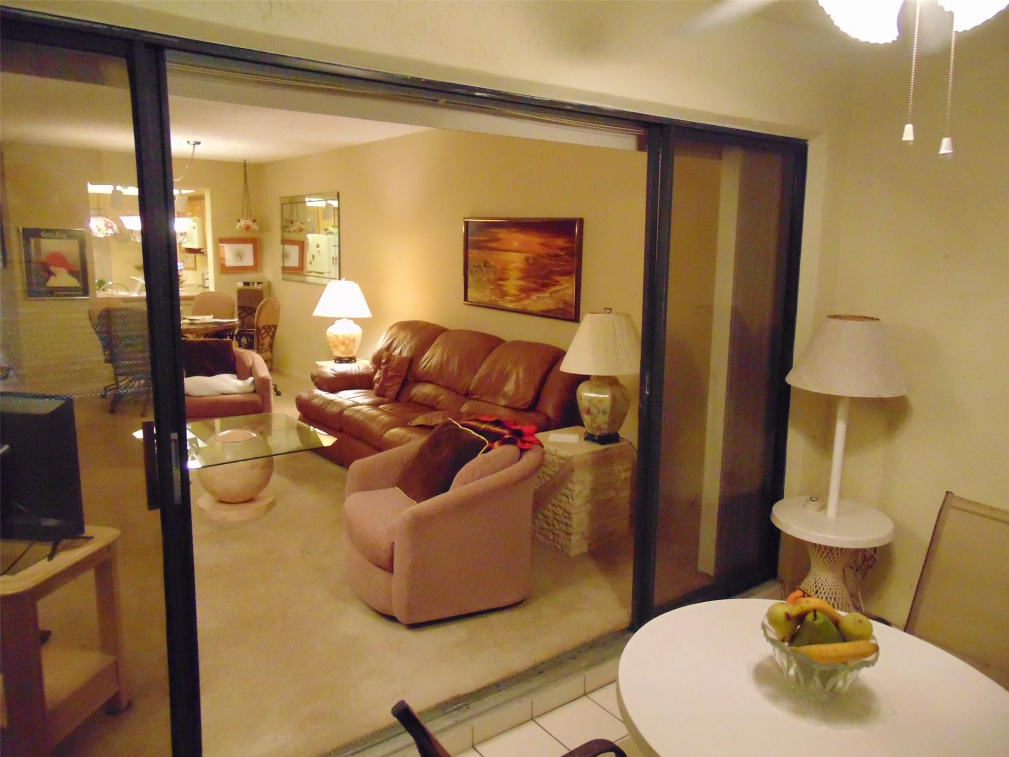 MEADOWRIDGE EAST - Residential