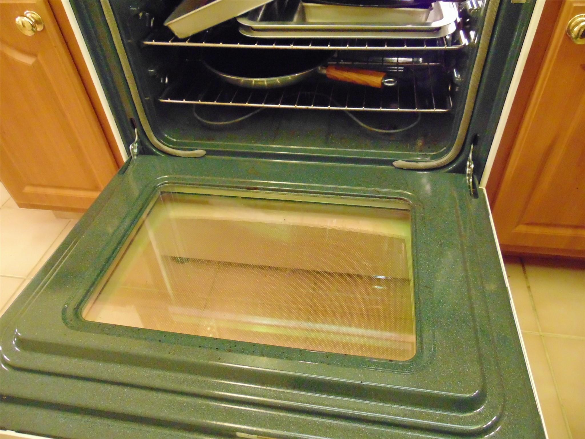 MEADOWRIDGE EAST - Residential