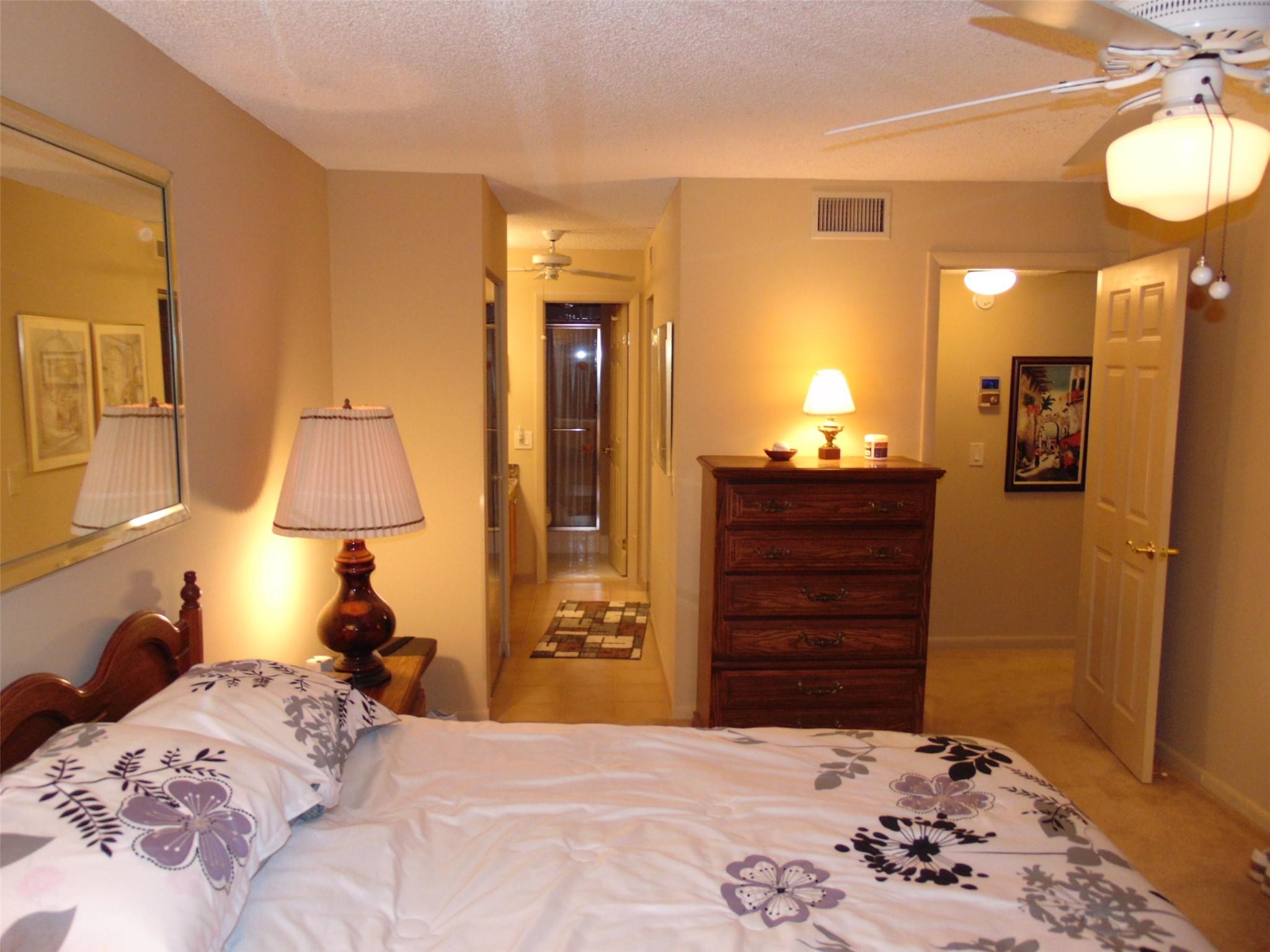 MEADOWRIDGE EAST - Residential