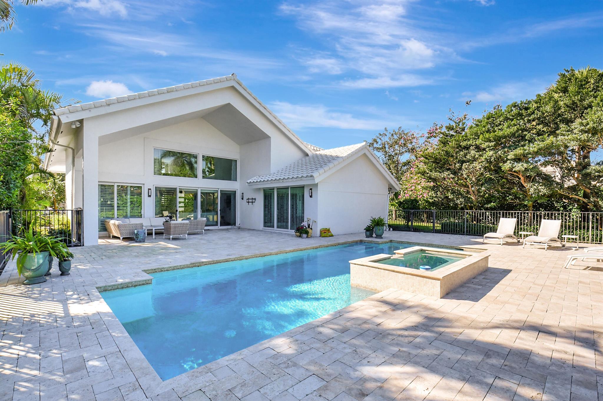 ST ANDREWS COUNTRY CLUB - Residential