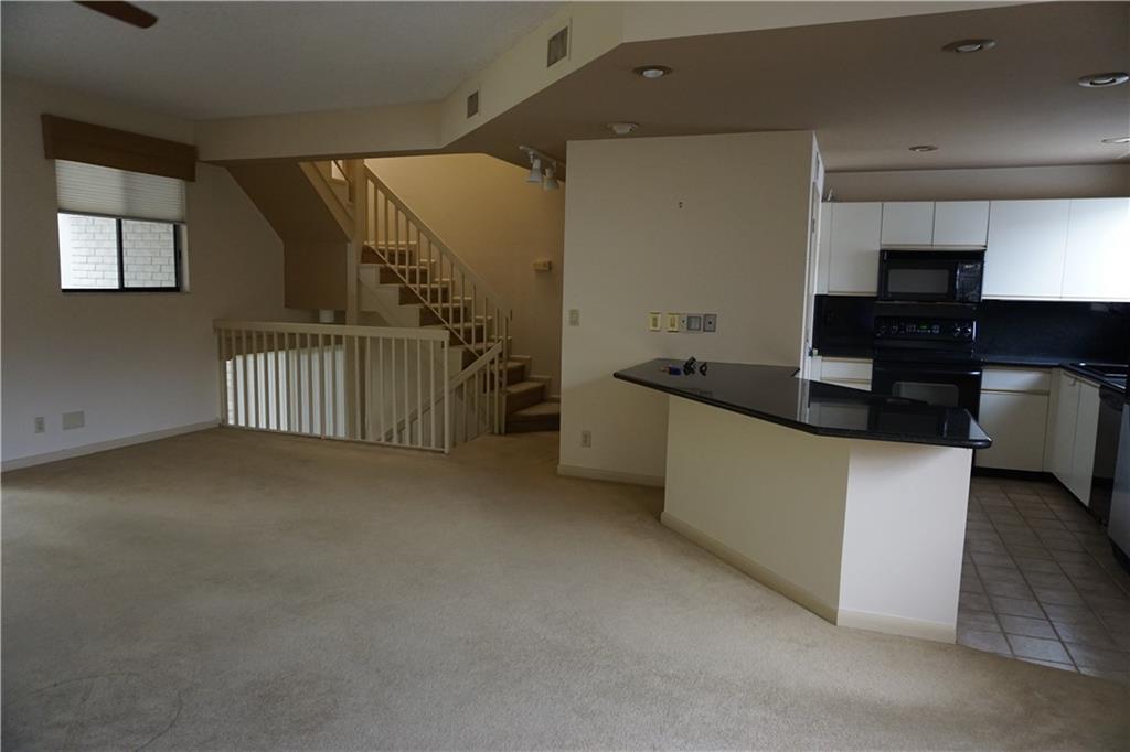 VICTORIA PARK PLACE - Residential