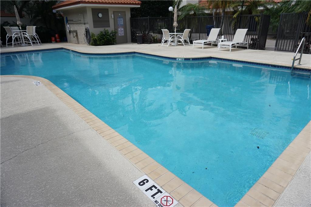 VICTORIA PARK PLACE - Residential