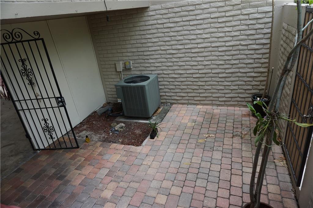 VICTORIA PARK PLACE - Residential