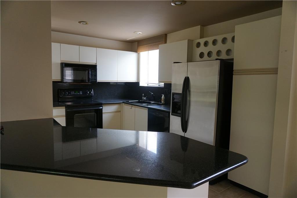 VICTORIA PARK PLACE - Residential