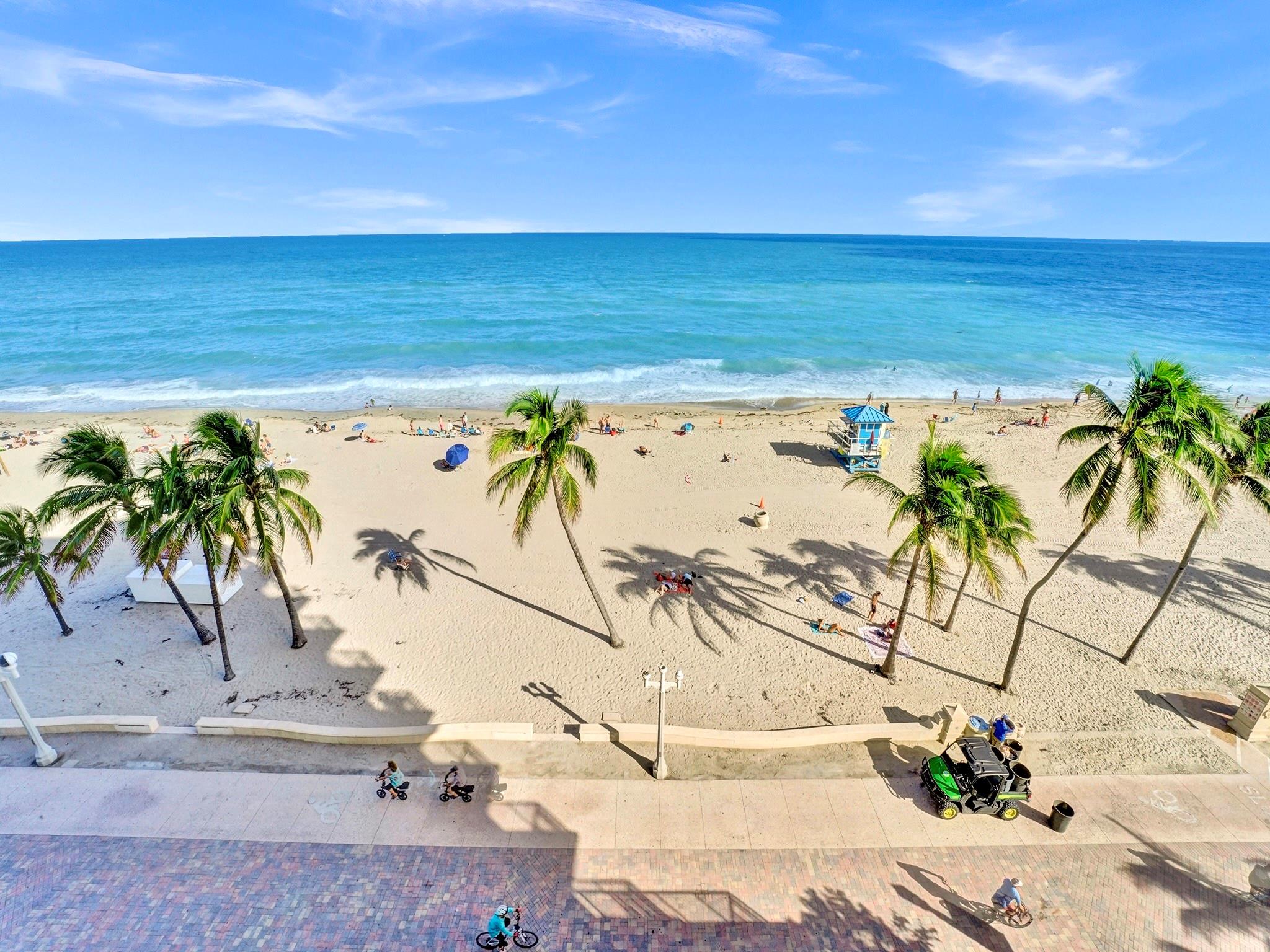 EDGEWATER BEACH TOWERS - Residential