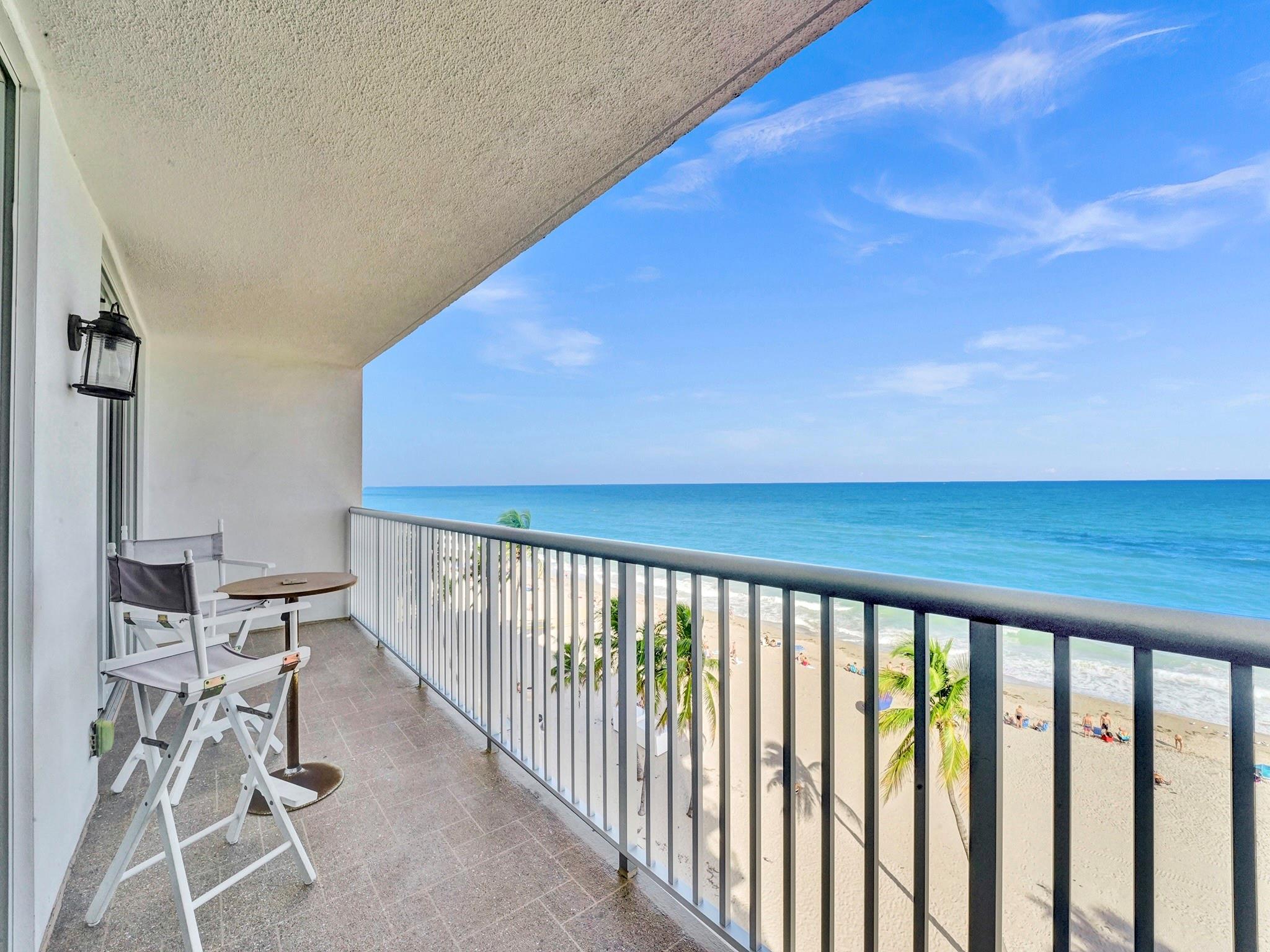 EDGEWATER BEACH TOWERS - Residential