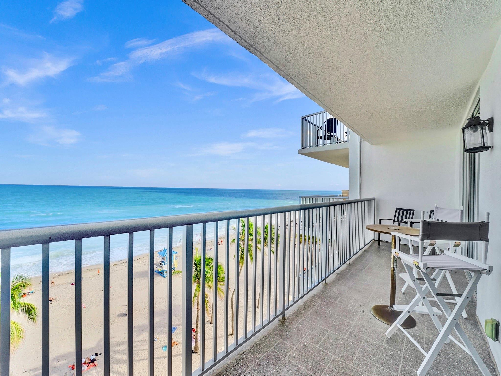 EDGEWATER BEACH TOWERS - Residential