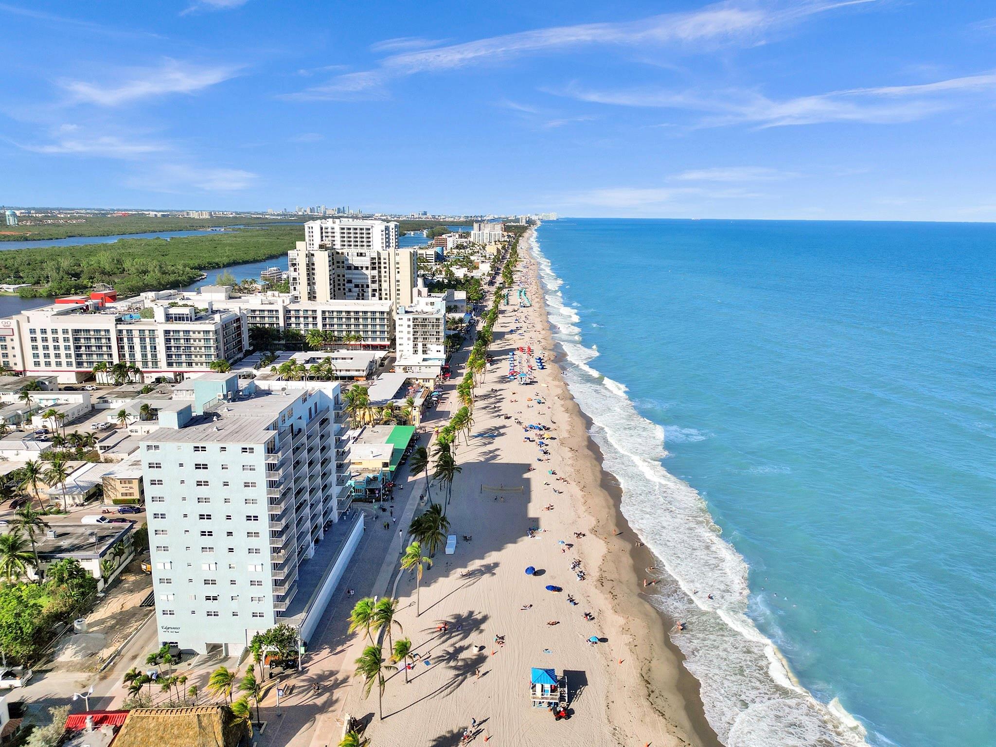 EDGEWATER BEACH TOWERS - Residential