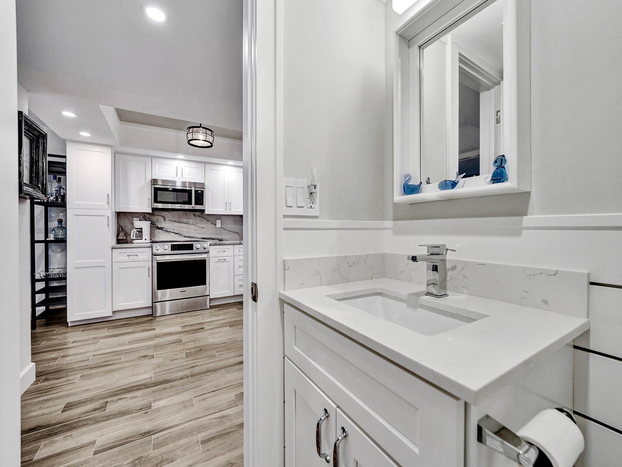 EDGEWATER BEACH TOWERS - Residential