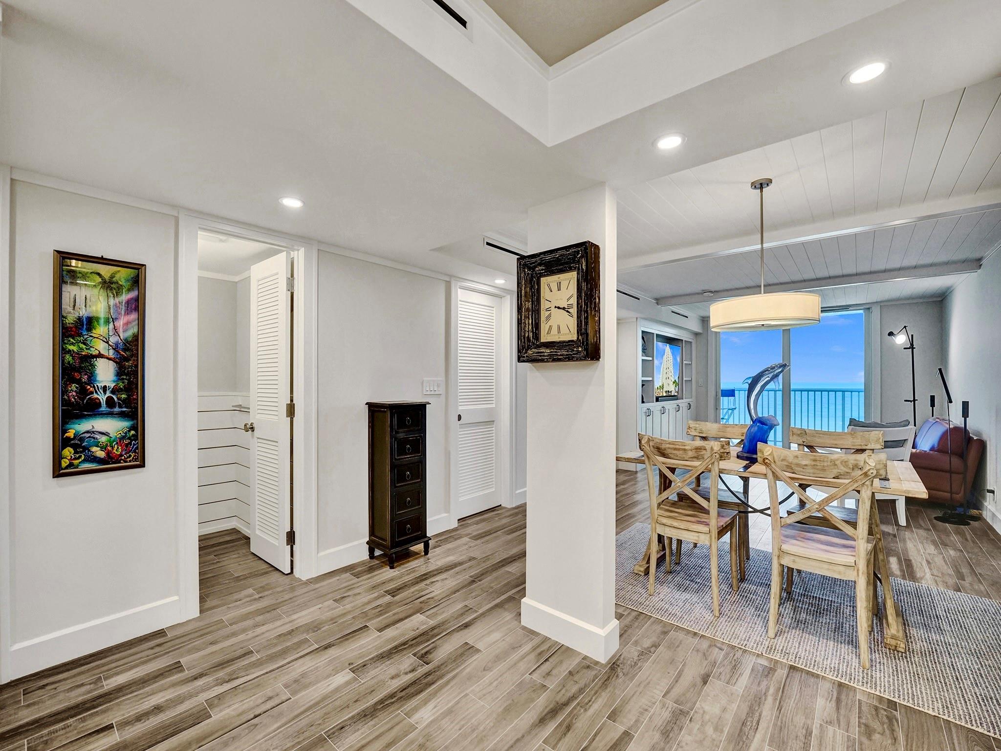 EDGEWATER BEACH TOWERS - Residential