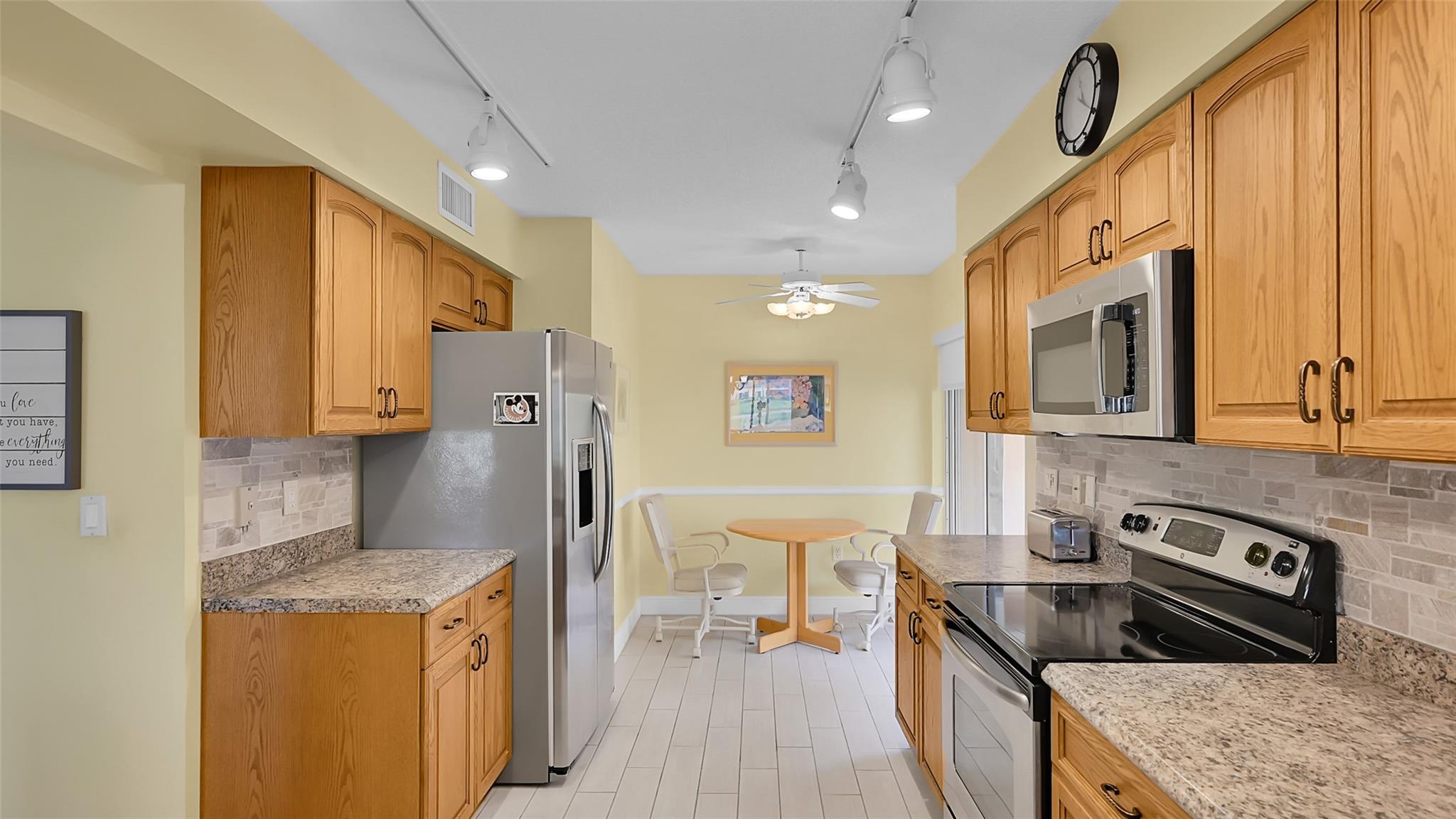 Palm Isles - Residential