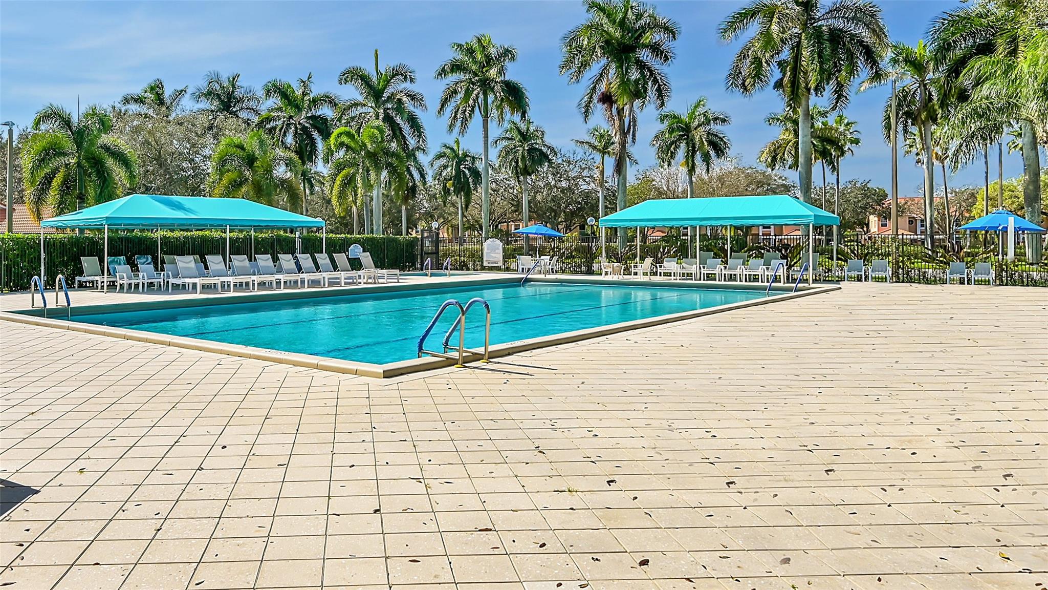 Palm Isles - Residential