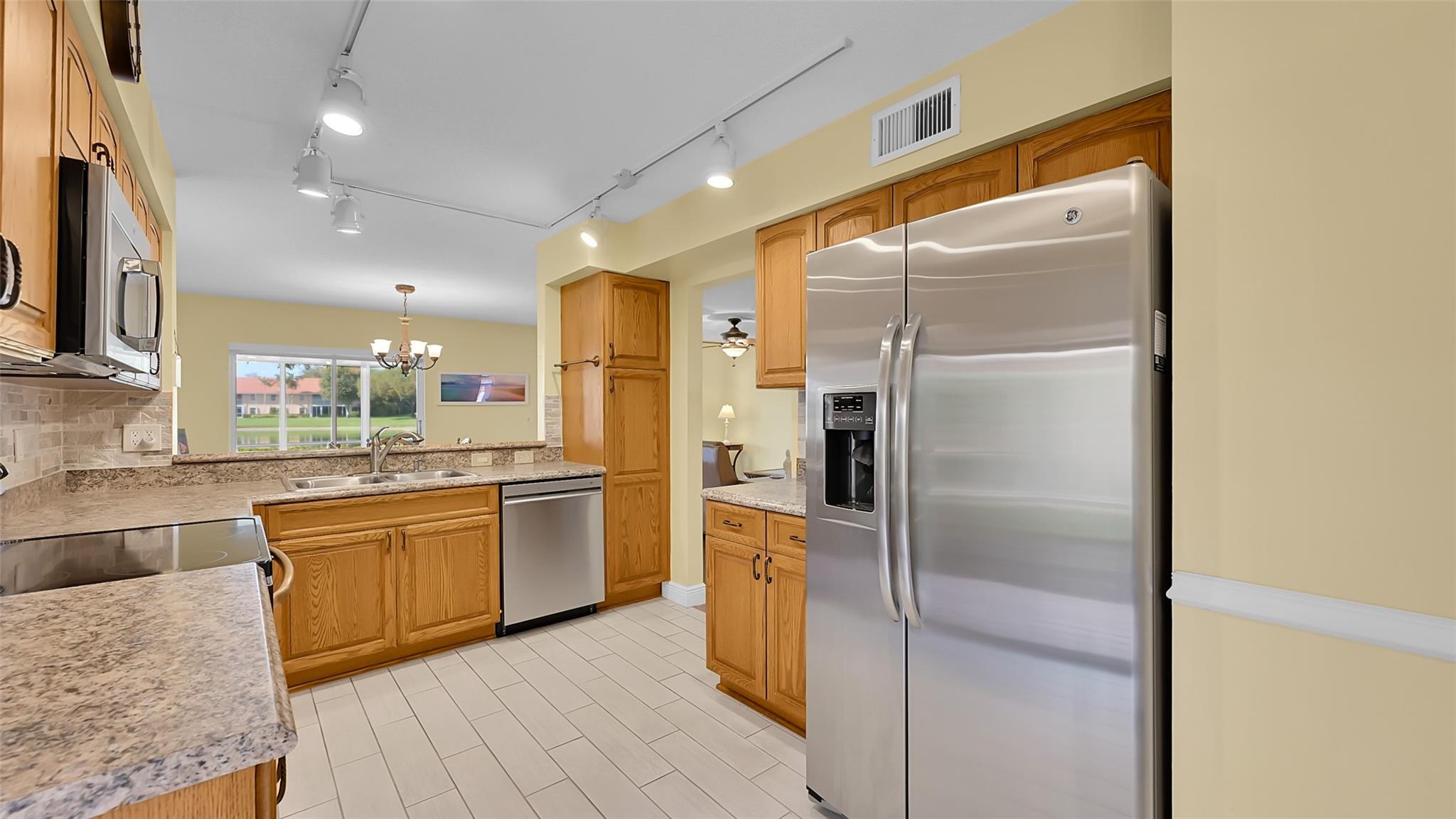 Palm Isles - Residential