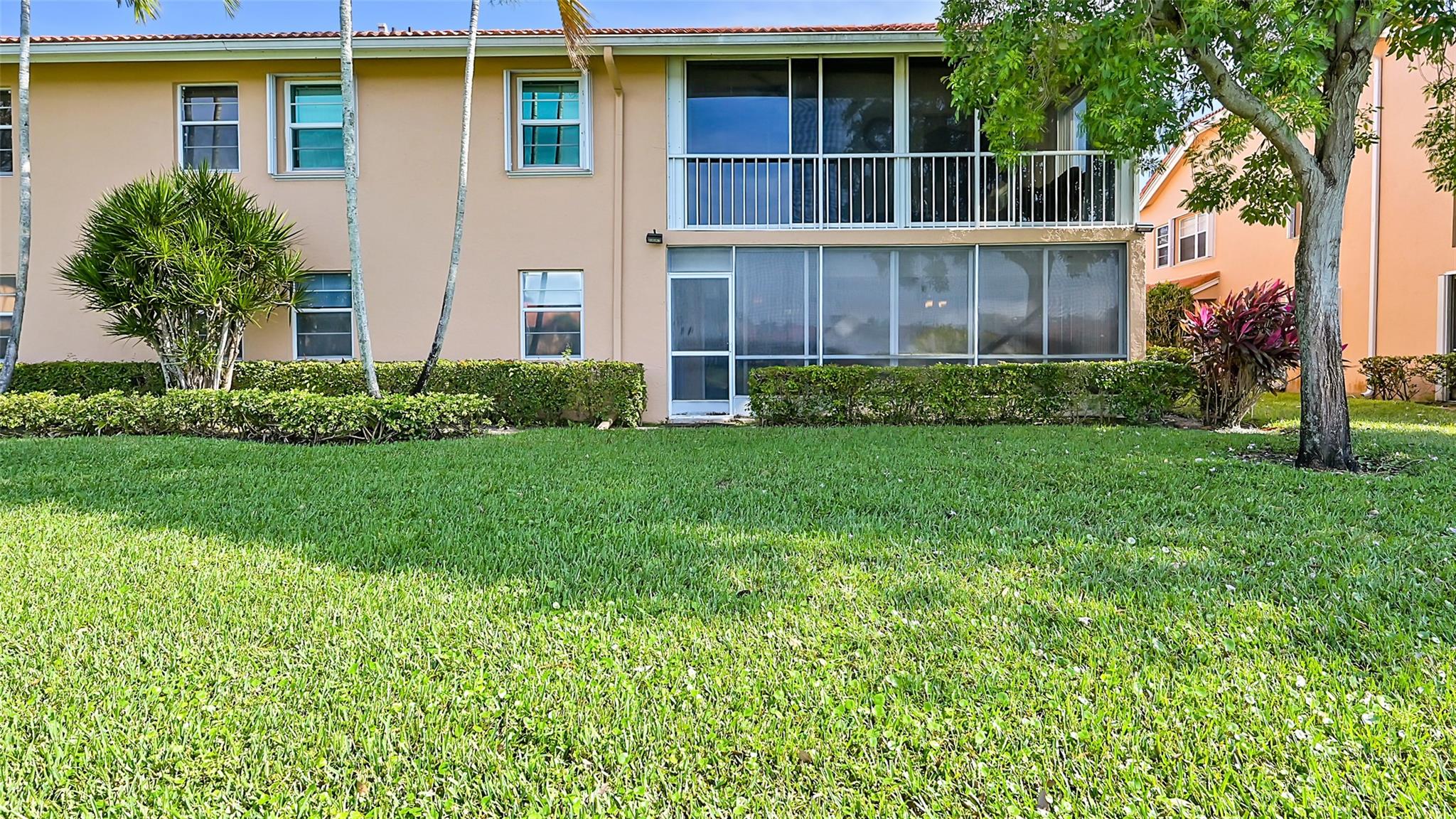 Palm Isles - Residential