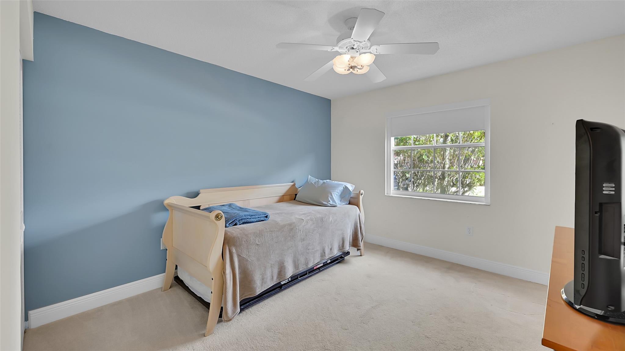 Palm Isles - Residential