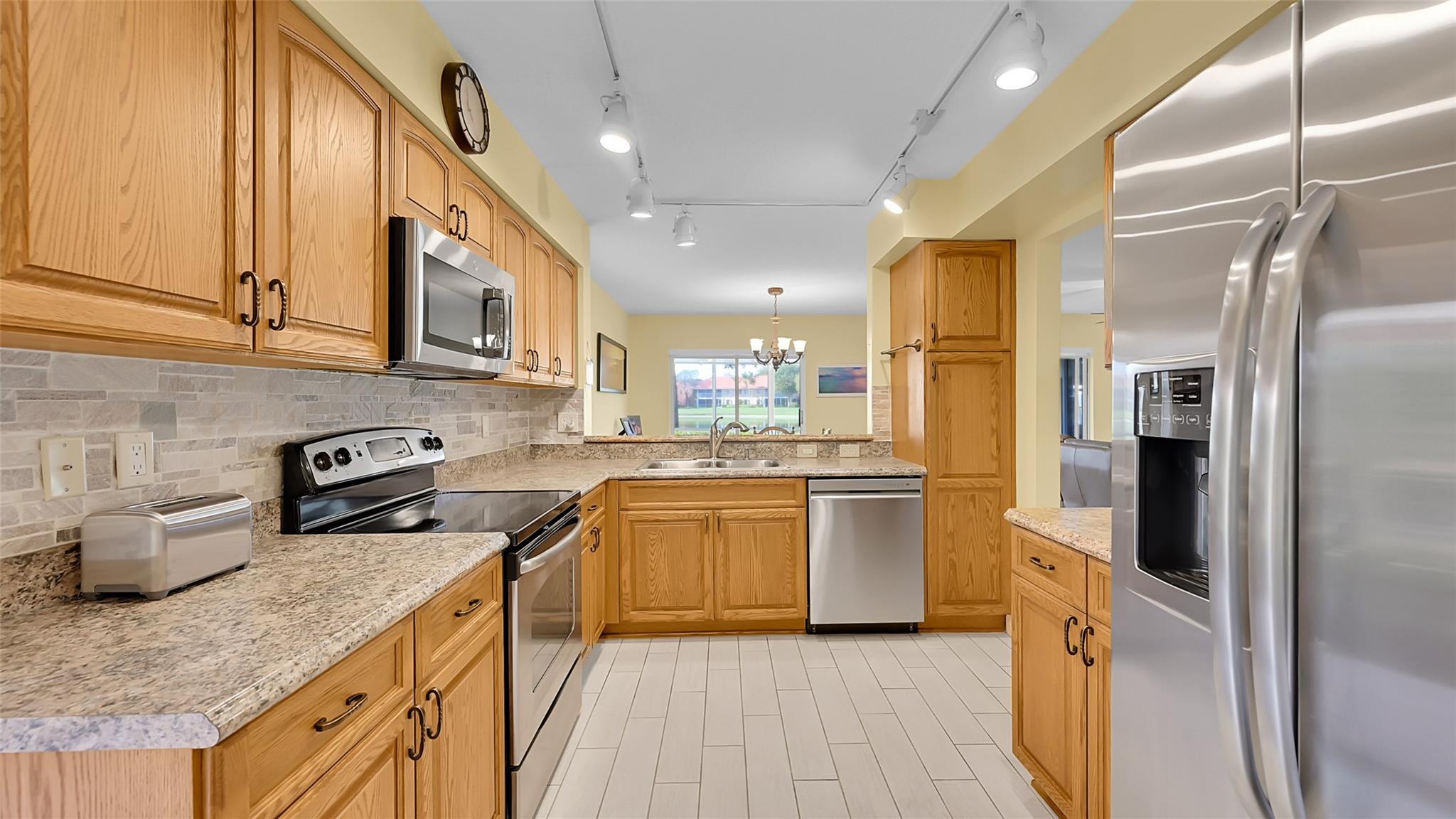 Palm Isles - Residential
