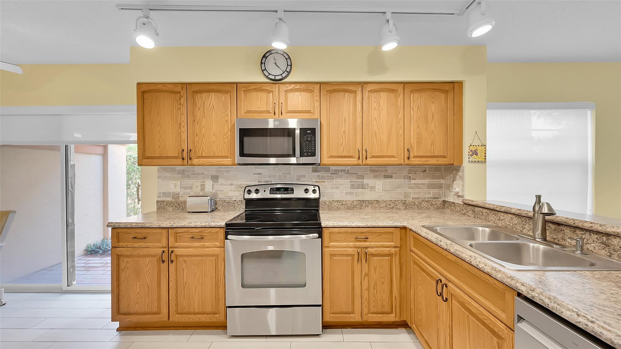 Palm Isles - Residential