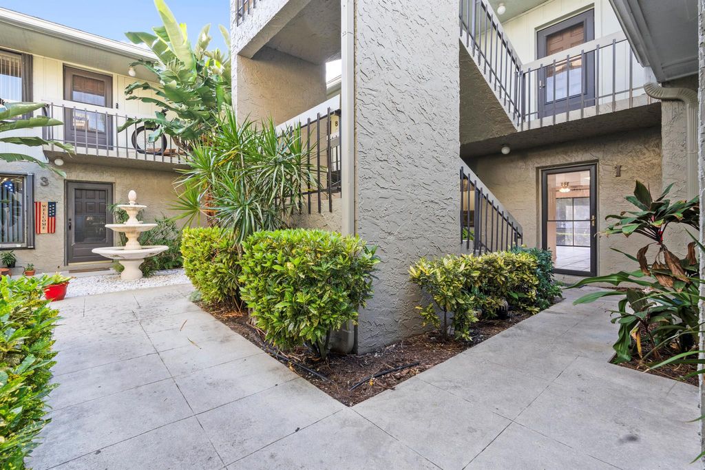 Photo of 800 NW Fork Road #9-1, Stuart, FL 34994 (MLS # R11096073)