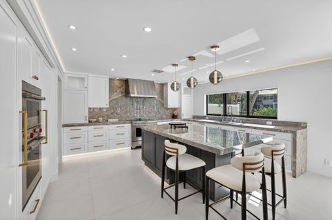 Tiny photo for 3316 NE 37TH Street, Fort Lauderdale, FL 33308 (MLS # B26088162)