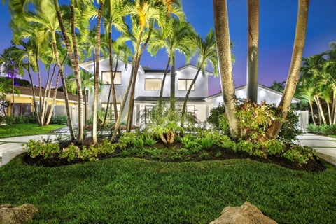 Tiny photo for 3316 NE 37TH Street, Fort Lauderdale, FL 33308 (MLS # B26088162)