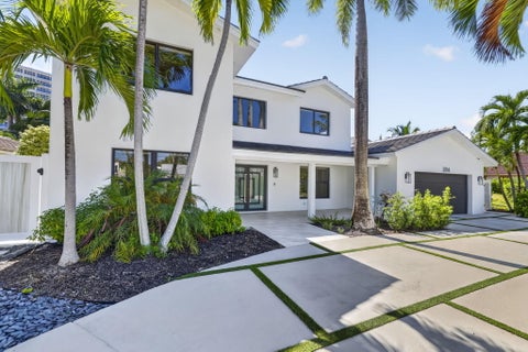 Photo of 3316 NE 37TH Street, Fort Lauderdale, FL 33308 (MLS # B26088162)