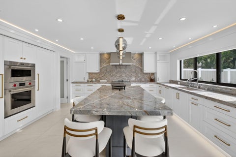 Tiny photo for 3316 NE 37TH Street, Fort Lauderdale, FL 33308 (MLS # B26088162)