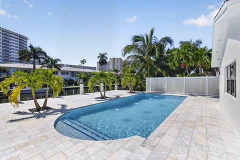 Tiny photo for 3316 NE 37TH Street, Fort Lauderdale, FL 33308 (MLS # B26088162)