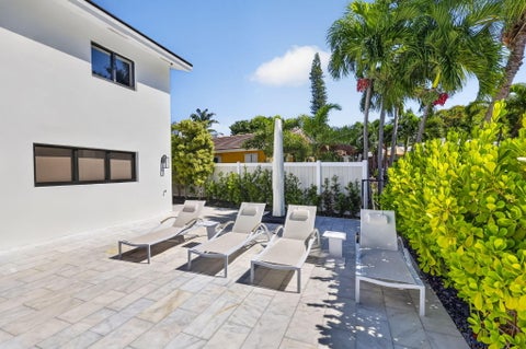 Tiny photo for 3316 NE 37TH Street, Fort Lauderdale, FL 33308 (MLS # B26088162)
