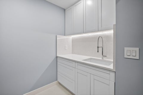 Tiny photo for 3316 NE 37TH Street, Fort Lauderdale, FL 33308 (MLS # B26088162)