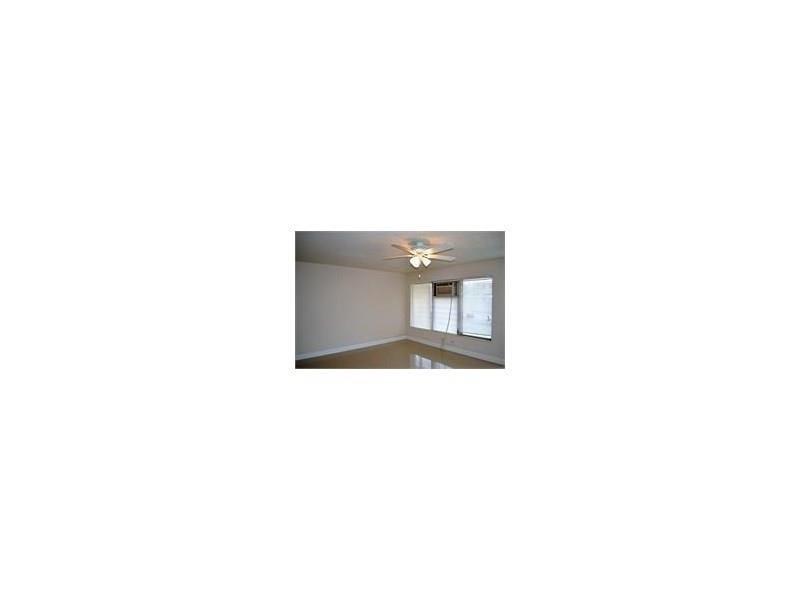1721 NE 9th St 3