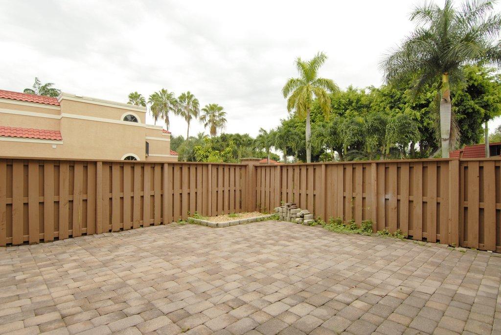 8122 Severn Drive A