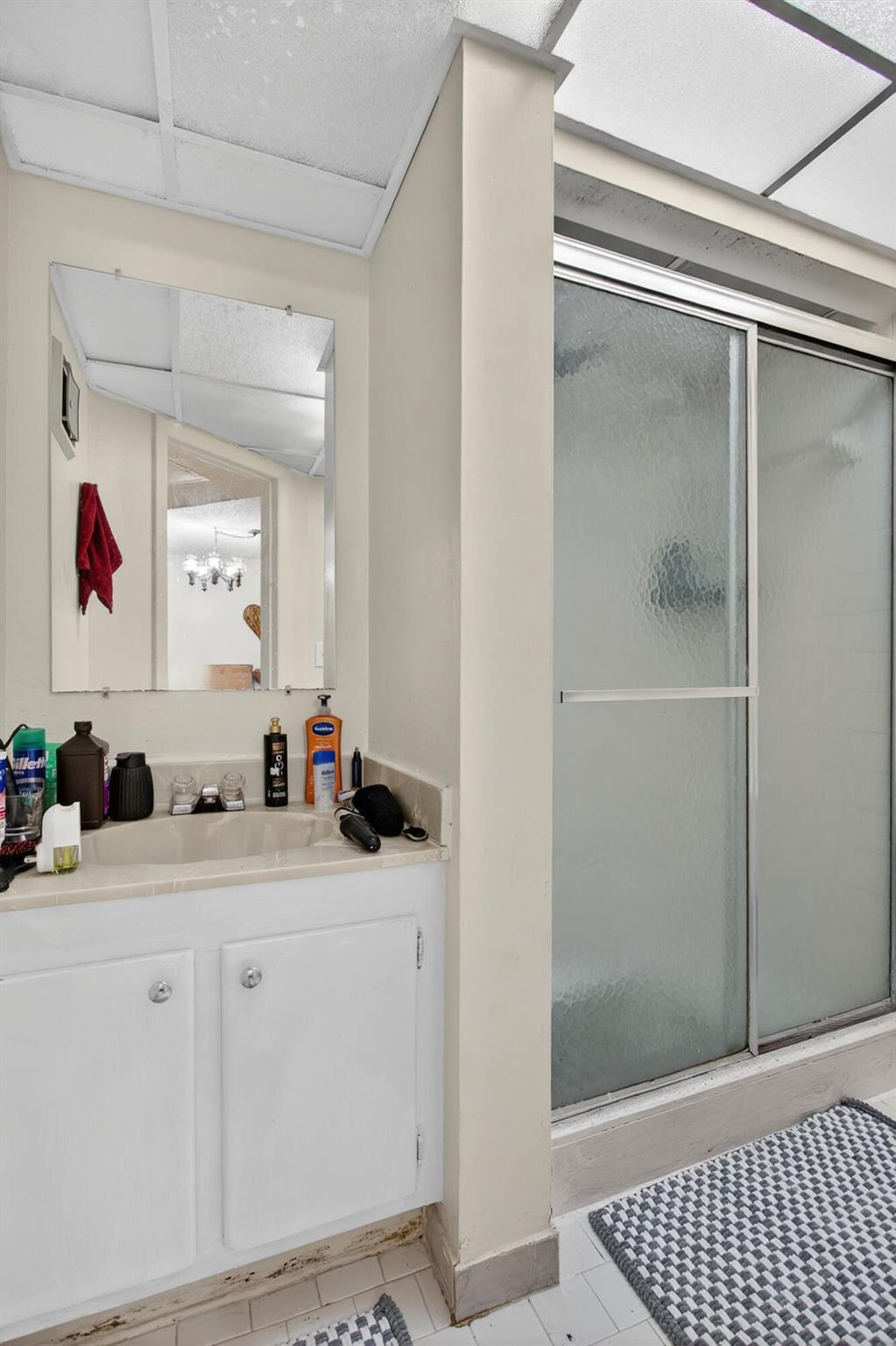 VERSAILLES GARDENS CONDO - Residential