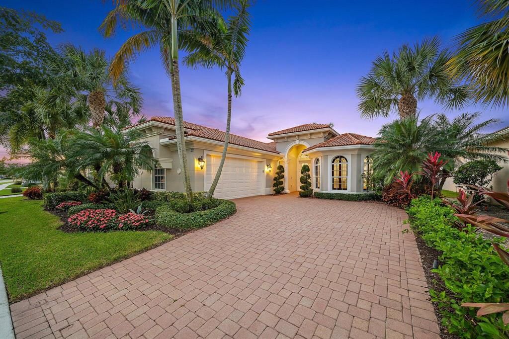 Photo of 225 Carina Drive, Jupiter, FL 33478 (MLS # R10856062)