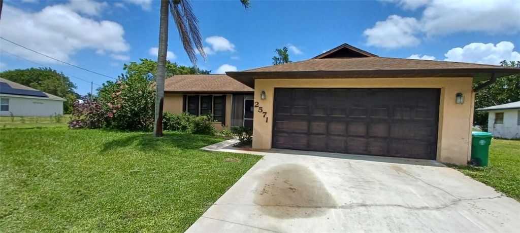 Photo of 2571 SE Westmoreland Blvd, Port St Lucie, FL 34952 (MLS # F10382329)