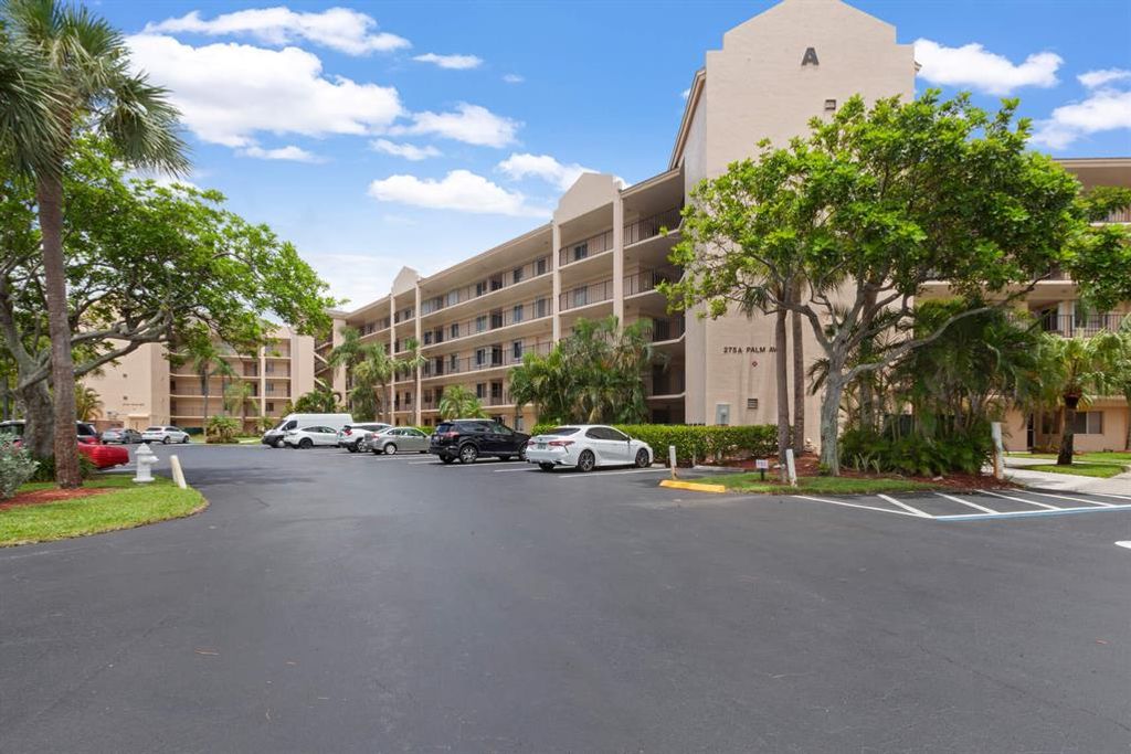 Photo of 275 Palm Ave #A203, Jupiter, FL 33477 (MLS # R10726392)