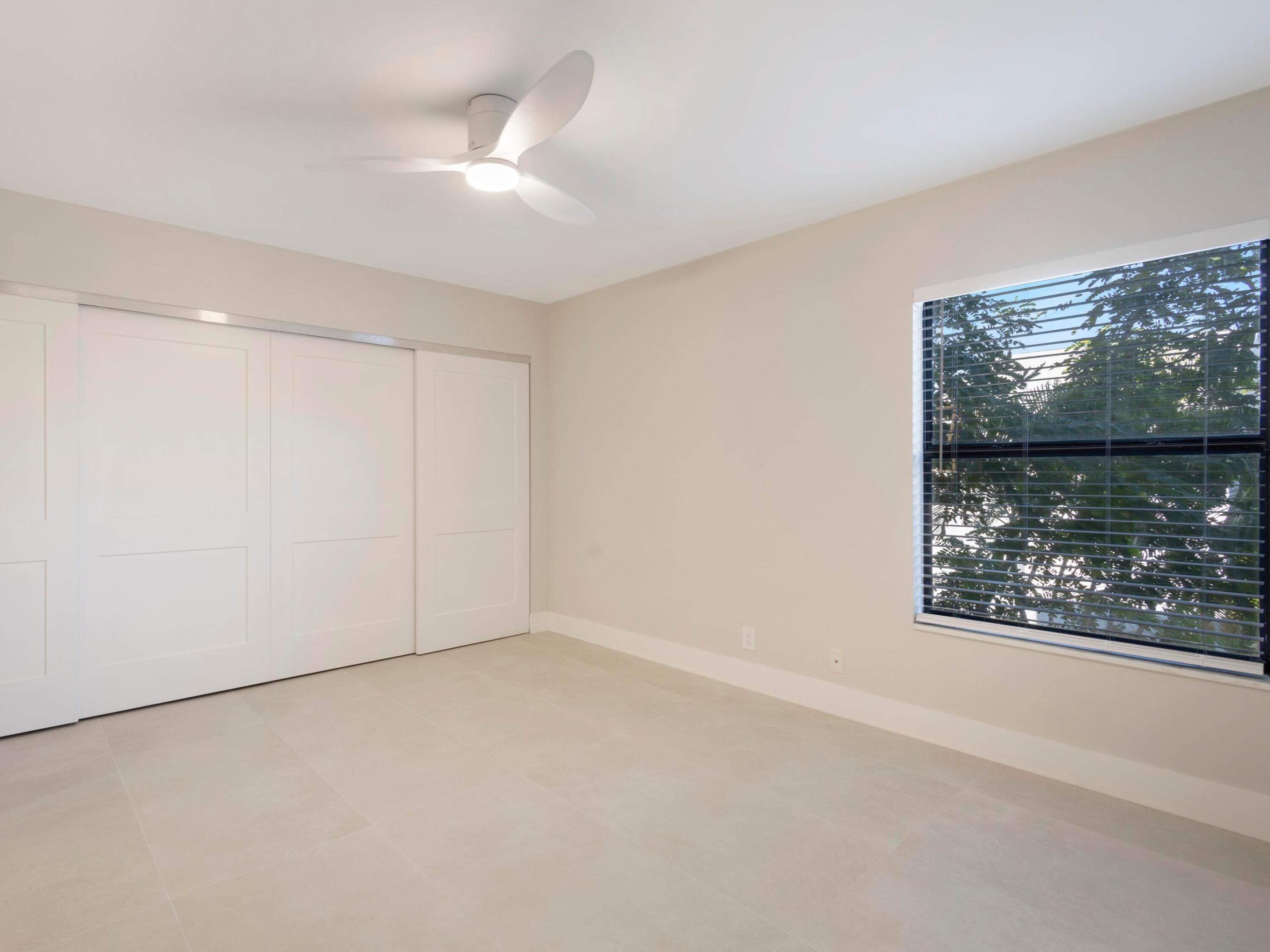 CROSSINGS OF BOYNTON BEACH CONDO - Residential Lease