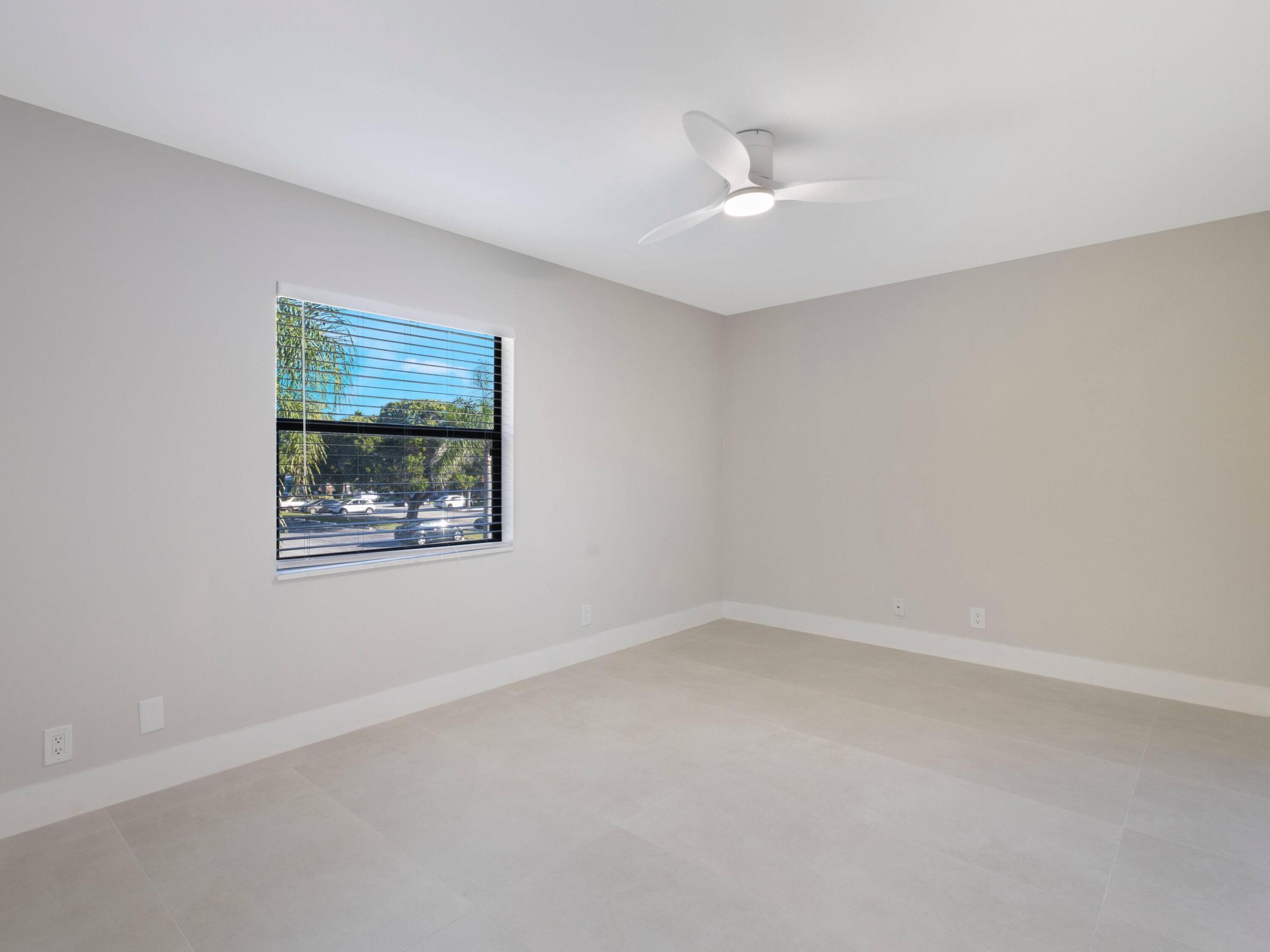 CROSSINGS OF BOYNTON BEACH CONDO - Residential Lease