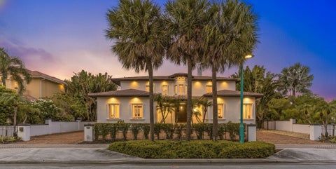 Tiny photo for 14 E OCEAN Avenue, Ocean Ridge, FL 33435 (MLS # B26085313)