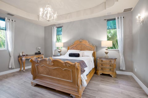 Tiny photo for 14 E OCEAN Avenue, Ocean Ridge, FL 33435 (MLS # B26085313)