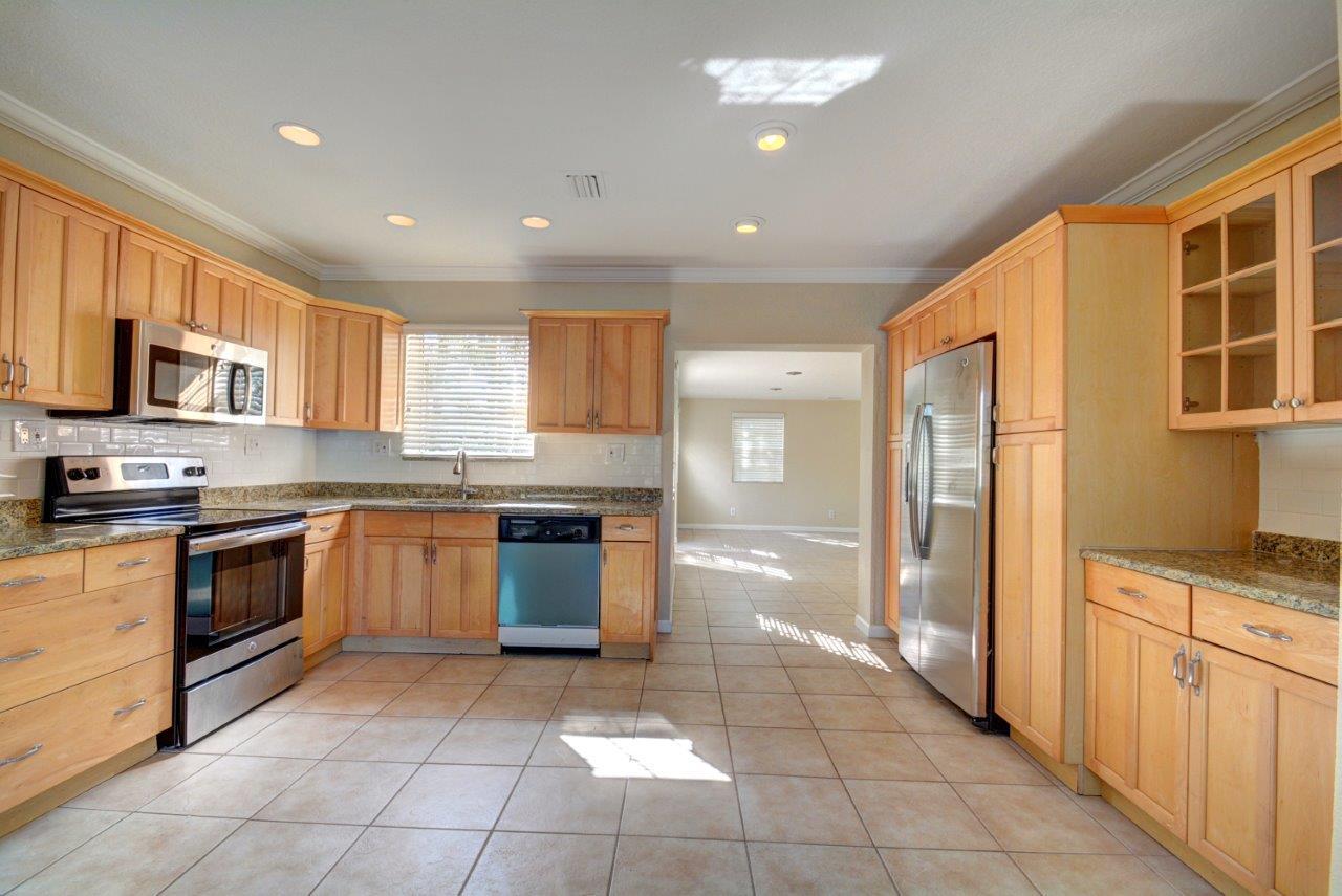 LITTLE RANCHES - Residential