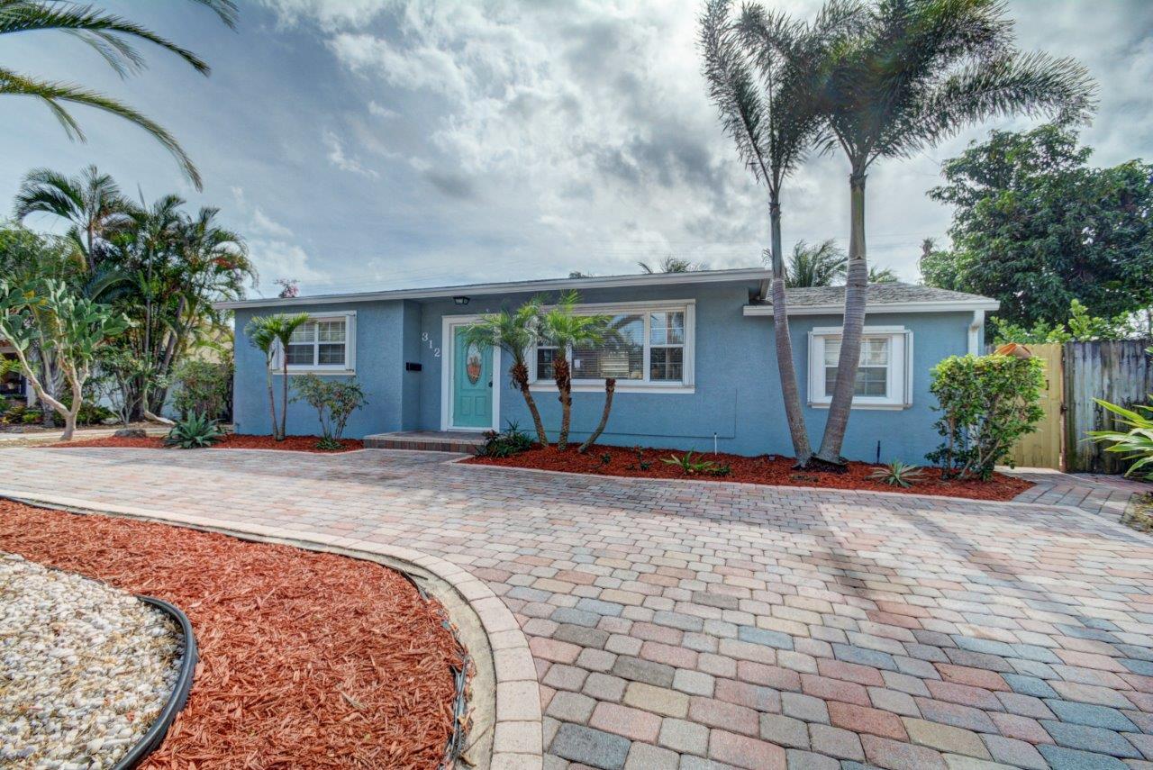 LITTLE RANCHES - Residential