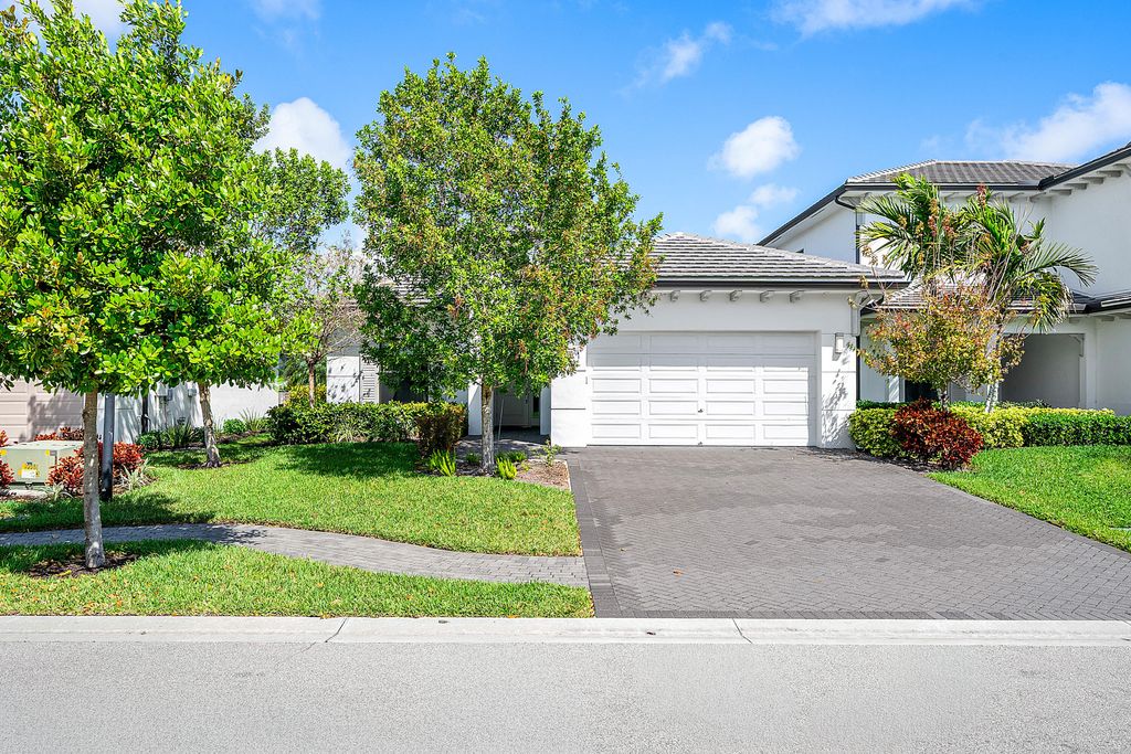Photo of 3069 Safflower Circle, West Palm Beach, FL 33401 (MLS # B26013454)