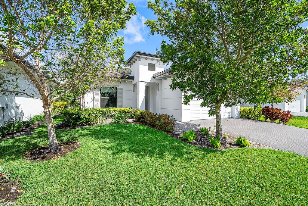 Photo of 3069 Safflower Circle, West Palm Beach, FL 33401 (MLS # B26013454)